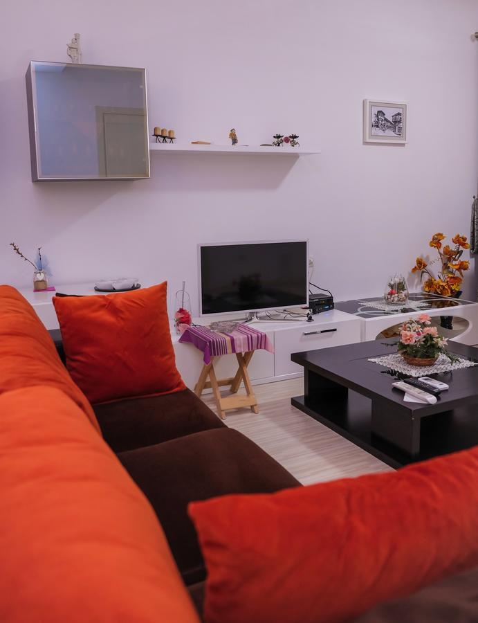 Ariadnes Apartments 地拉那 外观 照片